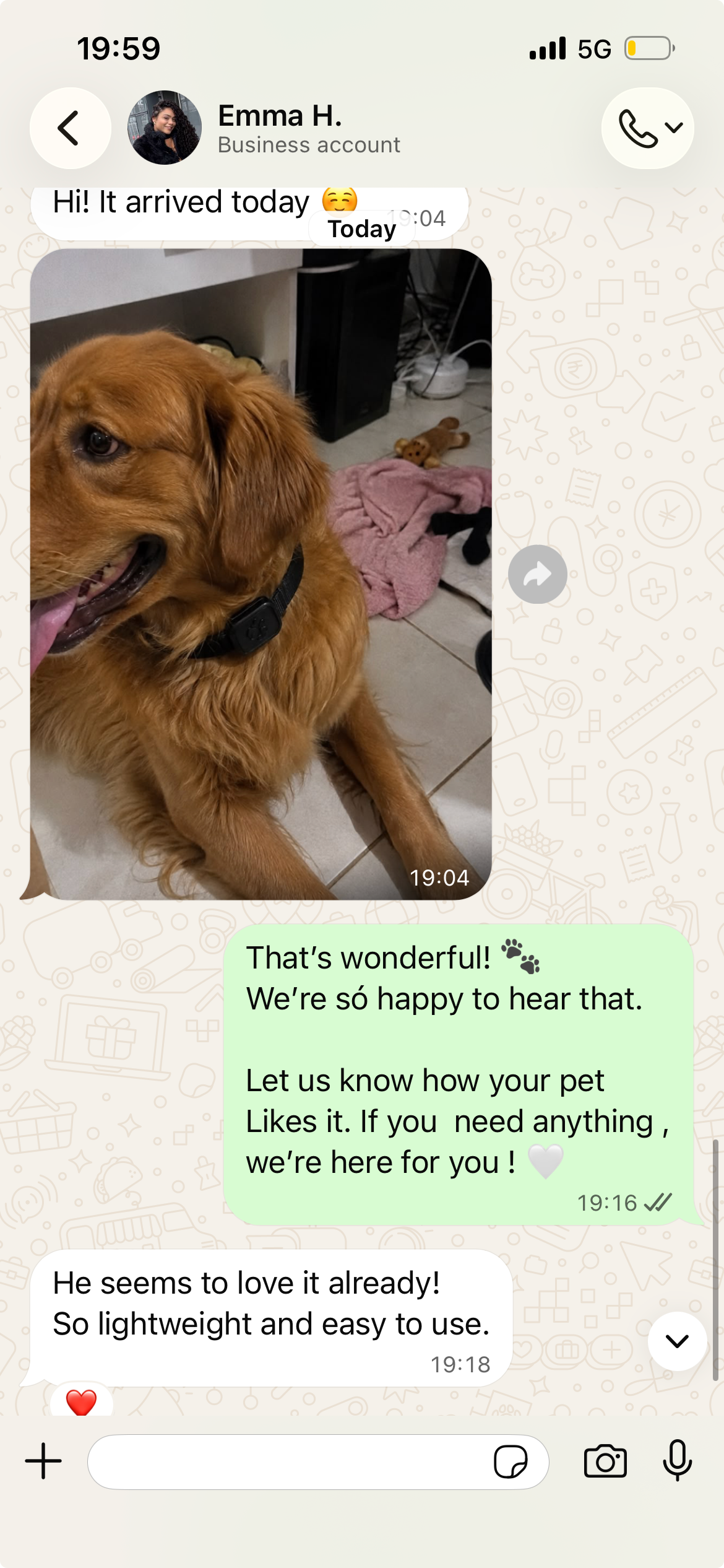 Customer feedback about Paw & Fur delivery and pet tracker
